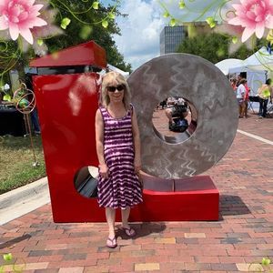 Meet your Posher, Lori ann